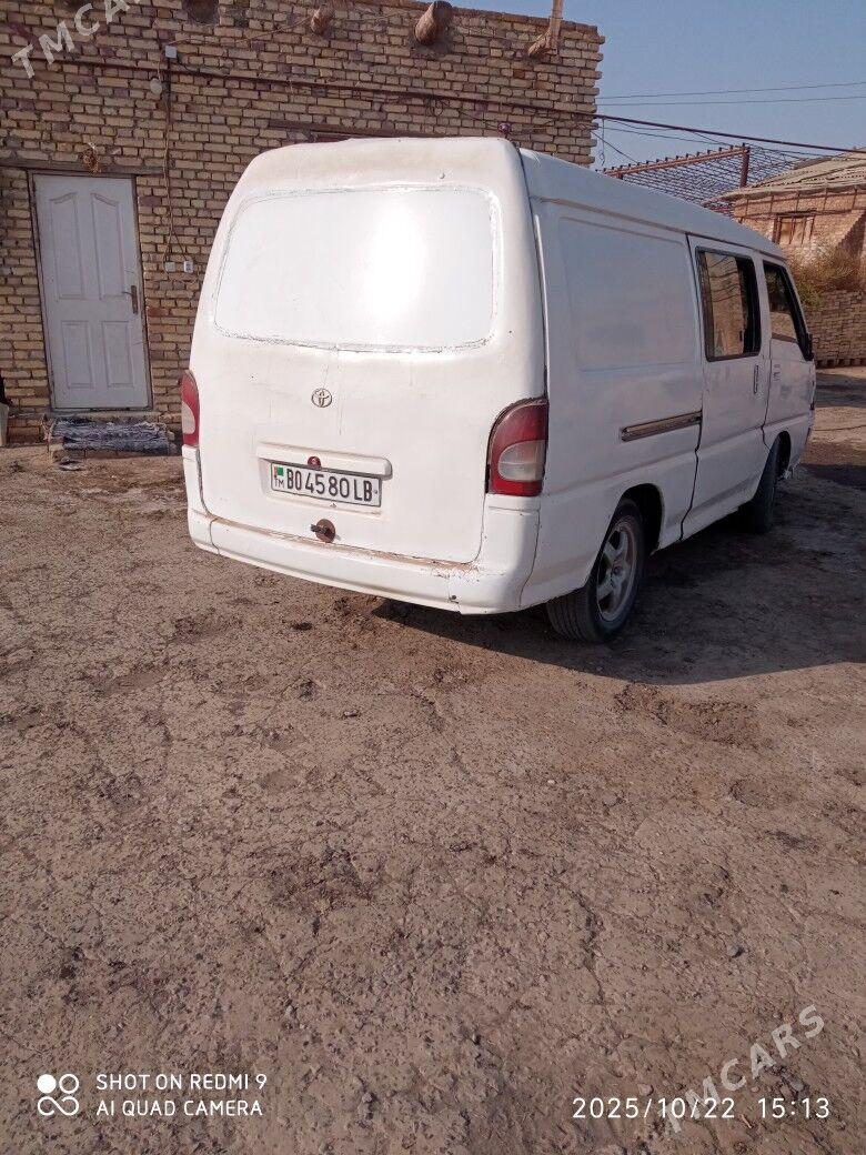 Toyota Hiace 1997 - 25 000 TMT - Гарабекевюл - img 5