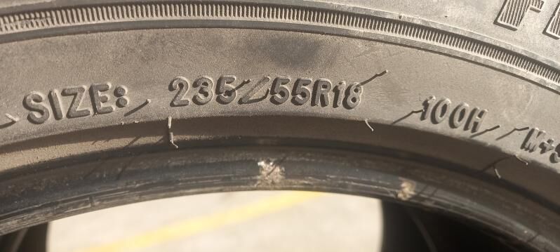 235-55-18 goodyear 100 TMT - Bedew - img 1