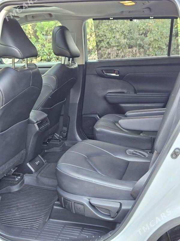 Toyota Highlander 2022 - 482 500 TMT - Ашхабад - img 6