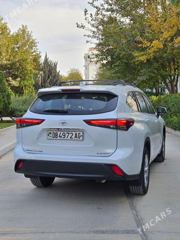 Toyota Highlander 2022 - 482 500 TMT - Ашхабад - img 2