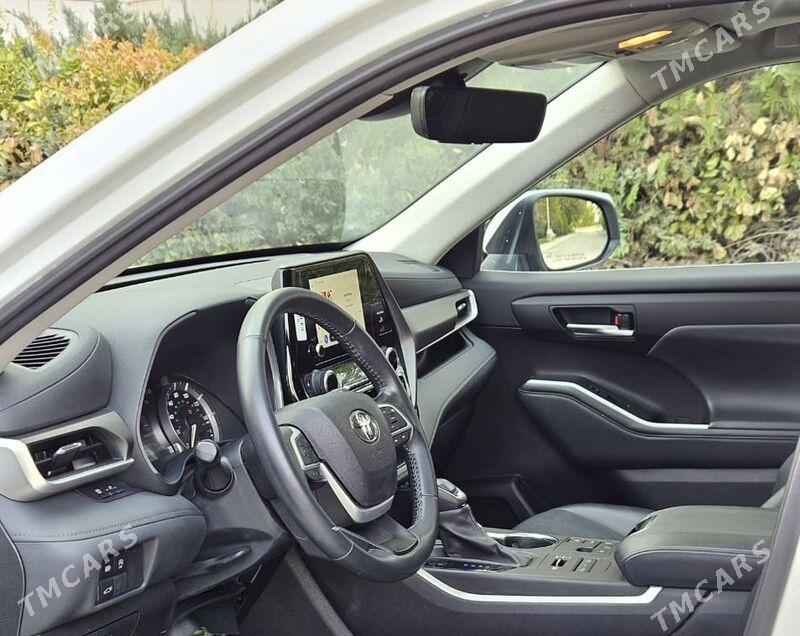Toyota Highlander 2022 - 482 500 TMT - Ашхабад - img 4