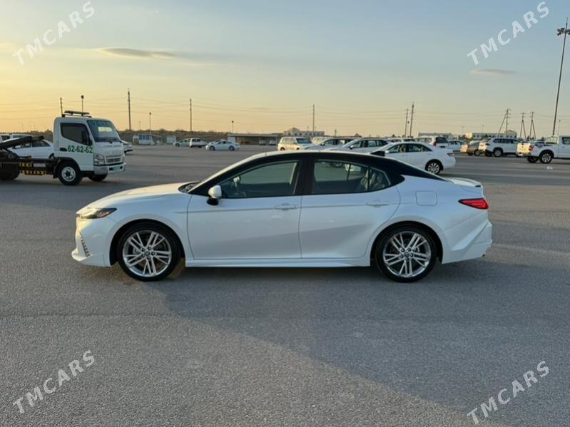Toyota Camry 2025 - 555 000 TMT - Änew - img 2