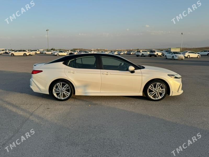 Toyota Camry 2025 - 555 000 TMT - Änew - img 1