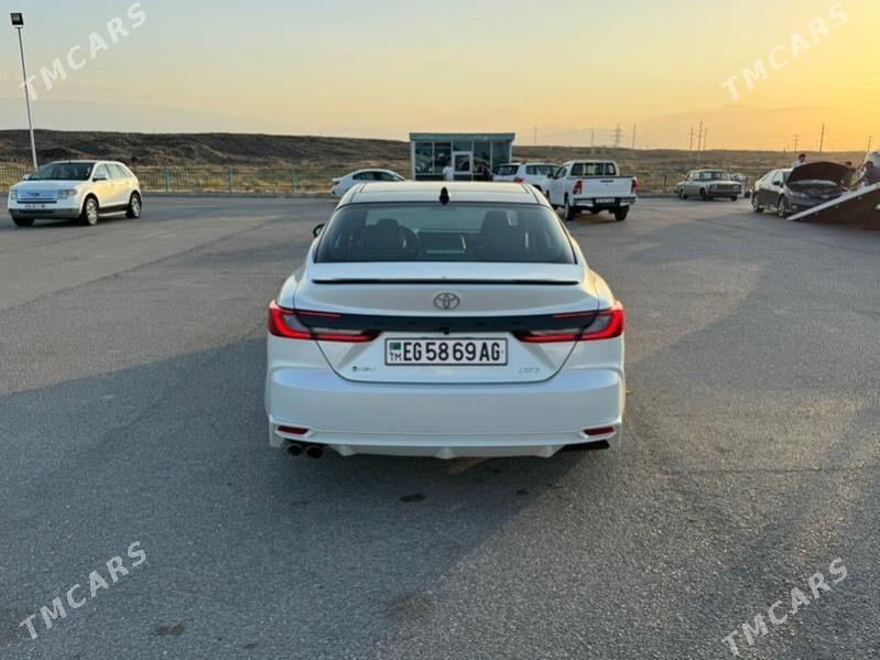 Toyota Camry 2025 - 555 000 TMT - Änew - img 4