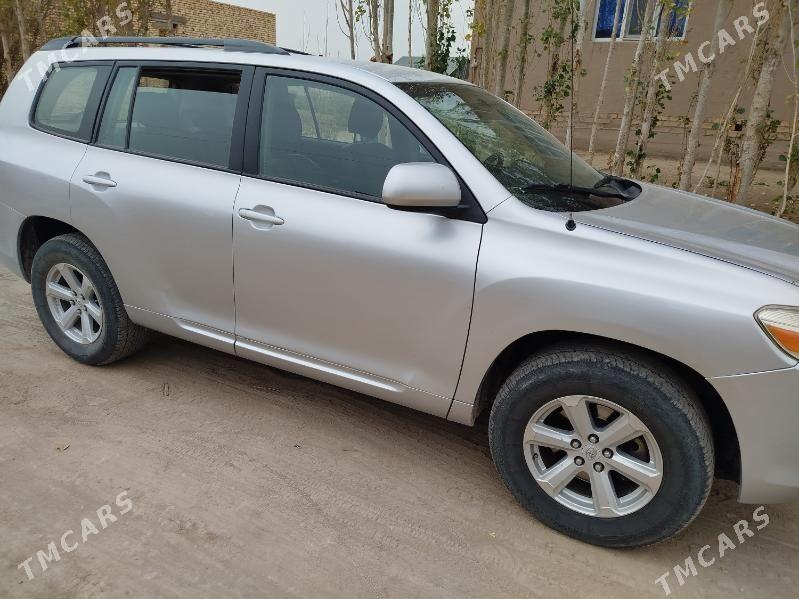 Toyota Highlander 2010 - 330 000 TMT - Кёнеургенч - img 5