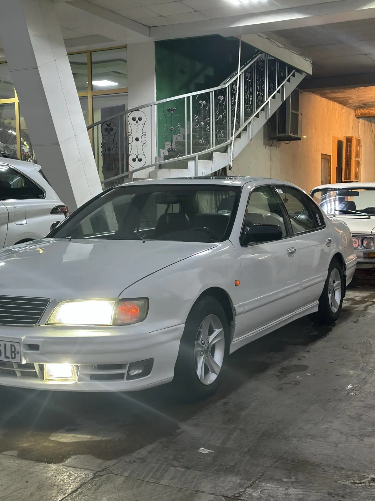 Nissan Maxima 1999 - 90 000 TMT - Дянев - img 5