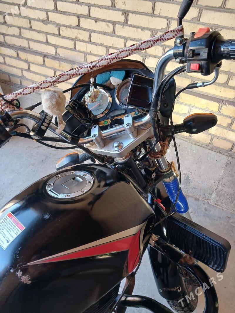 Fekon FK200-14G 2015 - 22 000 TMT - Дянев - img 1
