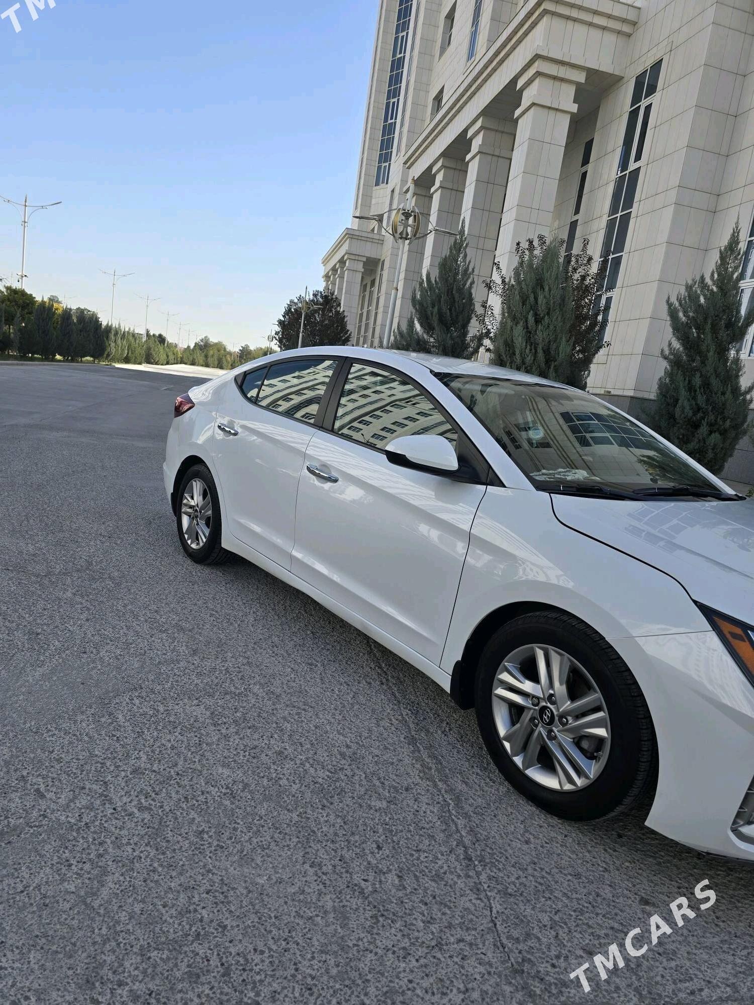 Hyundai Elantra 2019 - 200 000 TMT - Aşgabat - img 3