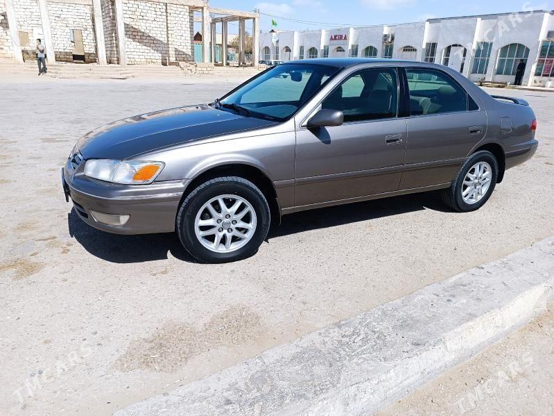 Toyota Camry 1999 - 150 000 TMT - Гумдаг - img 1
