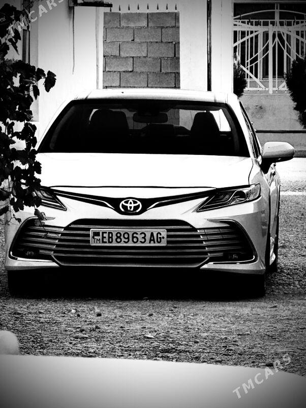 Toyota Camry 2023 - 370 000 TMT - Ашхабад - img 1
