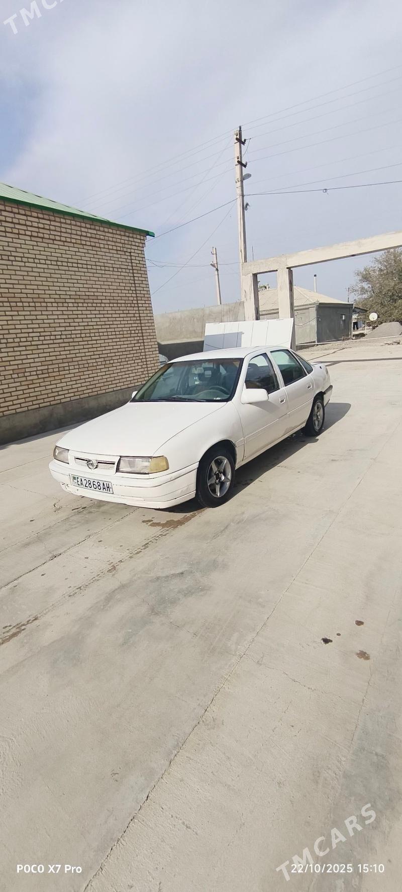 Opel Vectra 1992 - 32 000 TMT - Бахарден - img 3