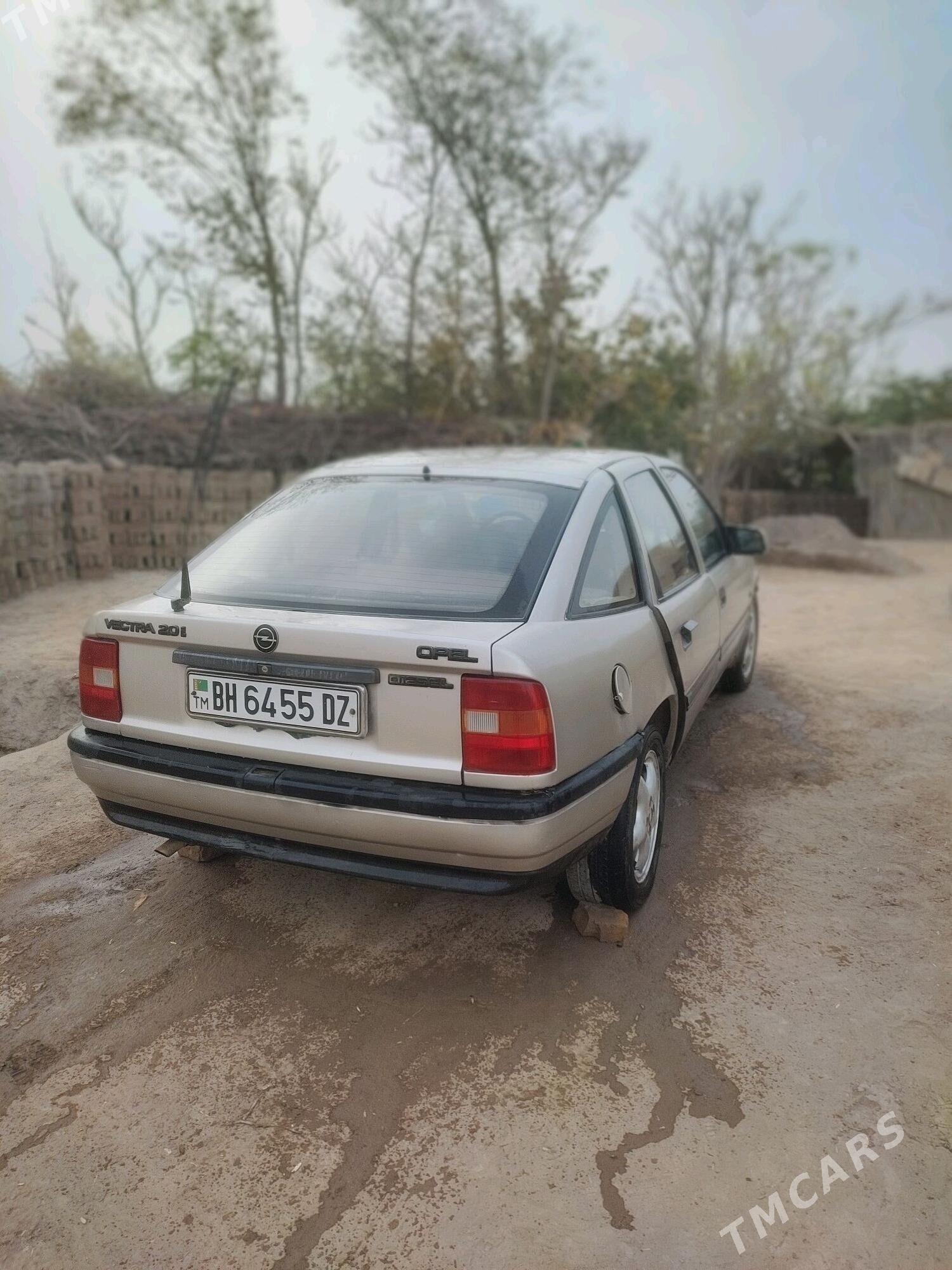 Opel Vectra 1991 - 38 000 TMT - Гурбансолтан Едже - img 4