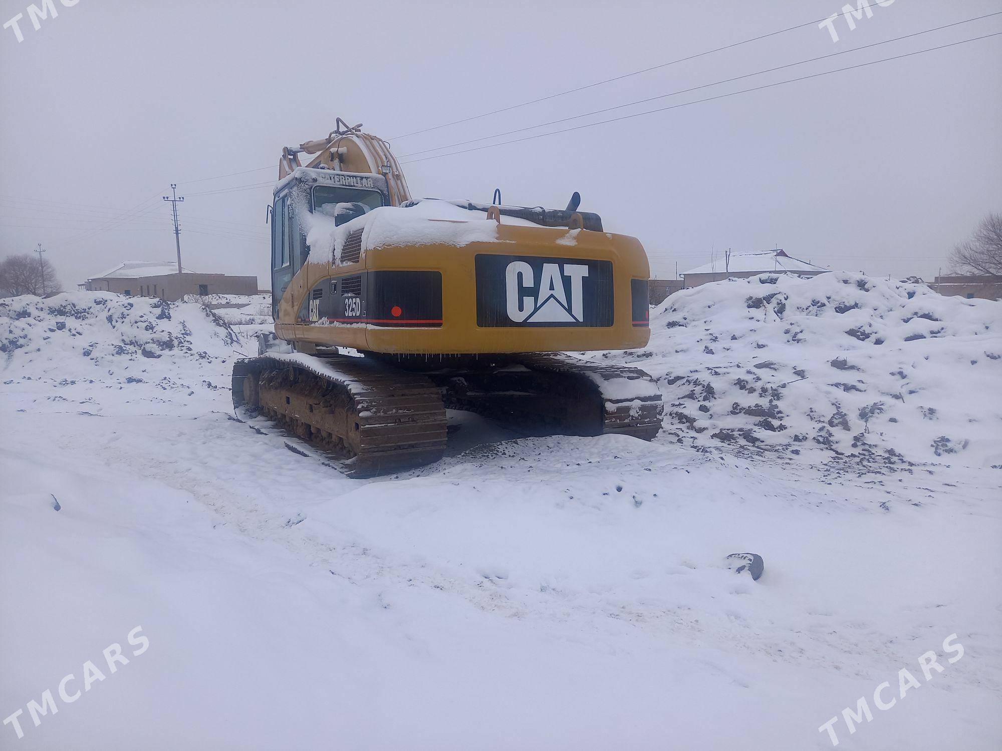 Caterpillar Excavator 2007 - 1 000 000 TMT - Дашогуз - img 5