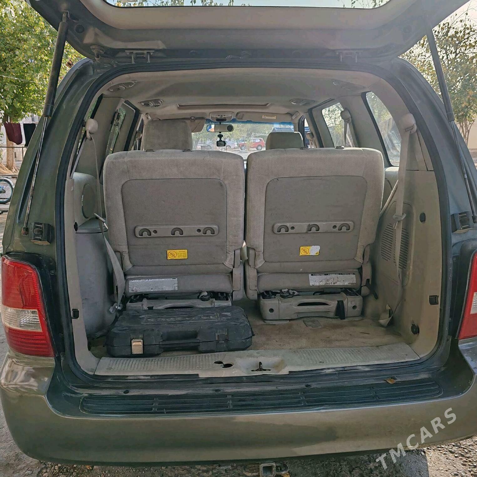 Kia Sedona 2004 - 90 000 TMT - Balkanabat - img 3