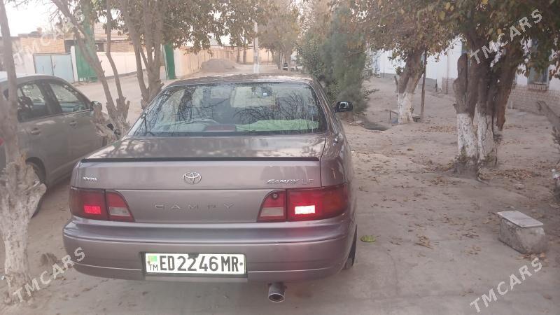 Toyota Camry 1996 - 107 000 TMT - Ýolöten - img 5