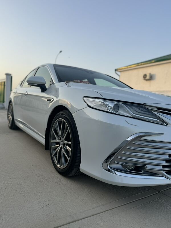 Toyota Camry 2020 - 370 000 TMT - Бузмеин - img 4
