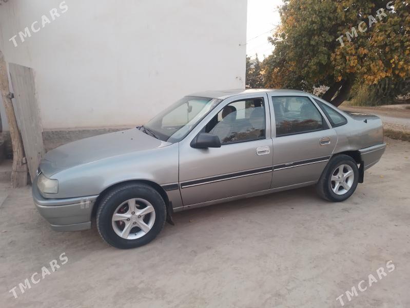 Opel Vectra 1993 - 40 000 TMT - Дянев - img 2