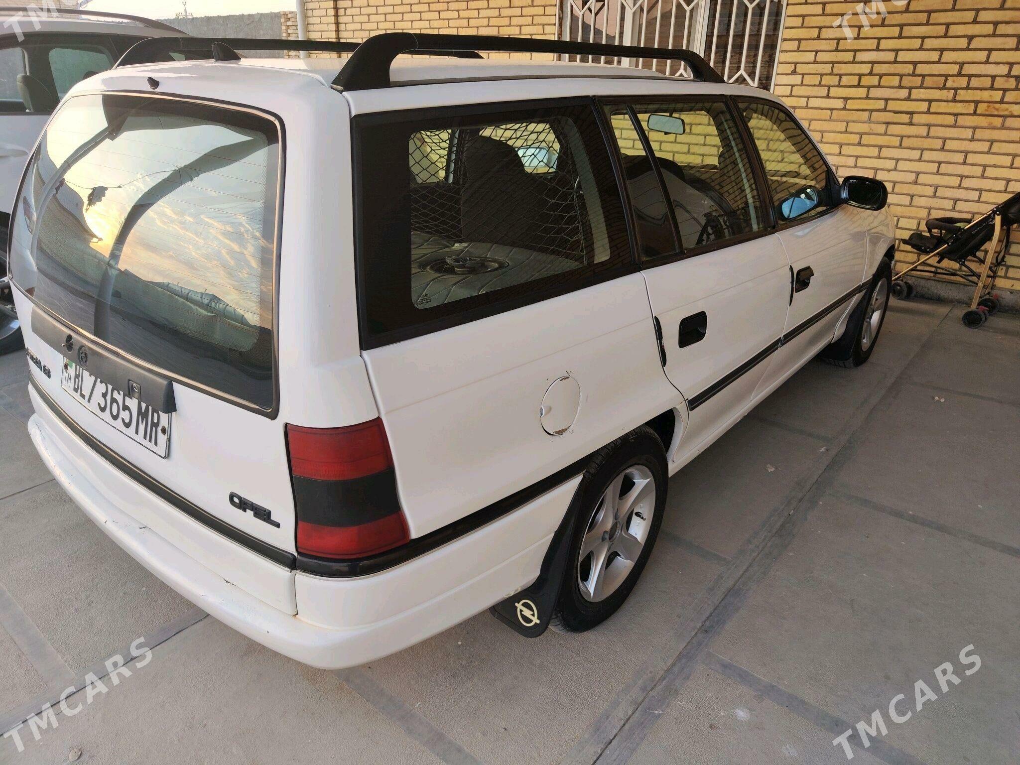 Opel Astra 1992 - 50 000 TMT - Mary - img 5