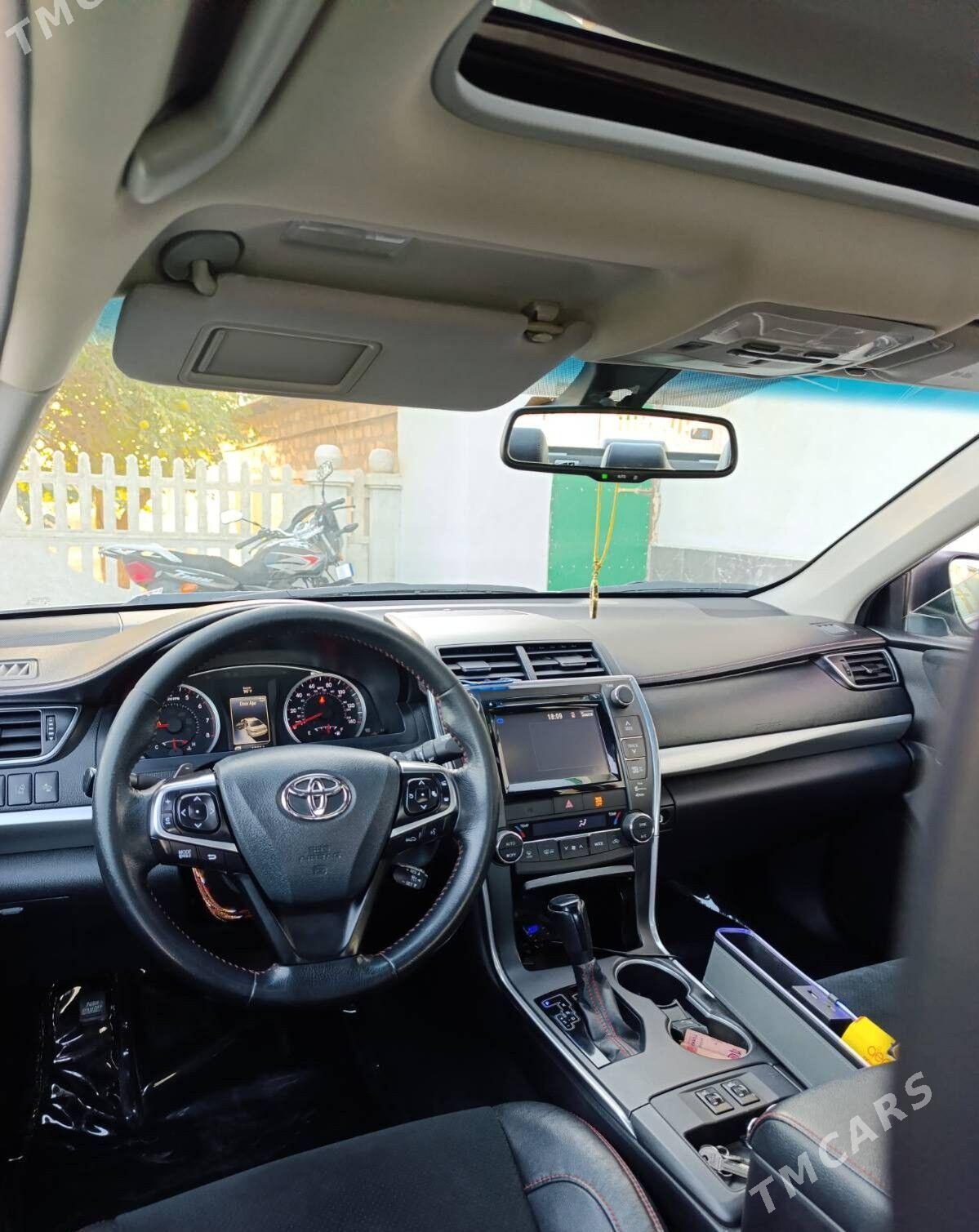 Toyota Camry 2016 - 300 000 TMT - Керки - img 5