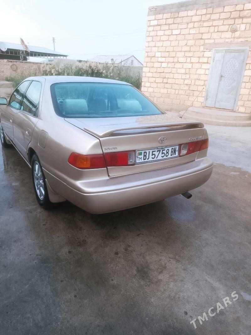 Toyota Camry 1999 - 139 999 TMT - Гызыларбат - img 2