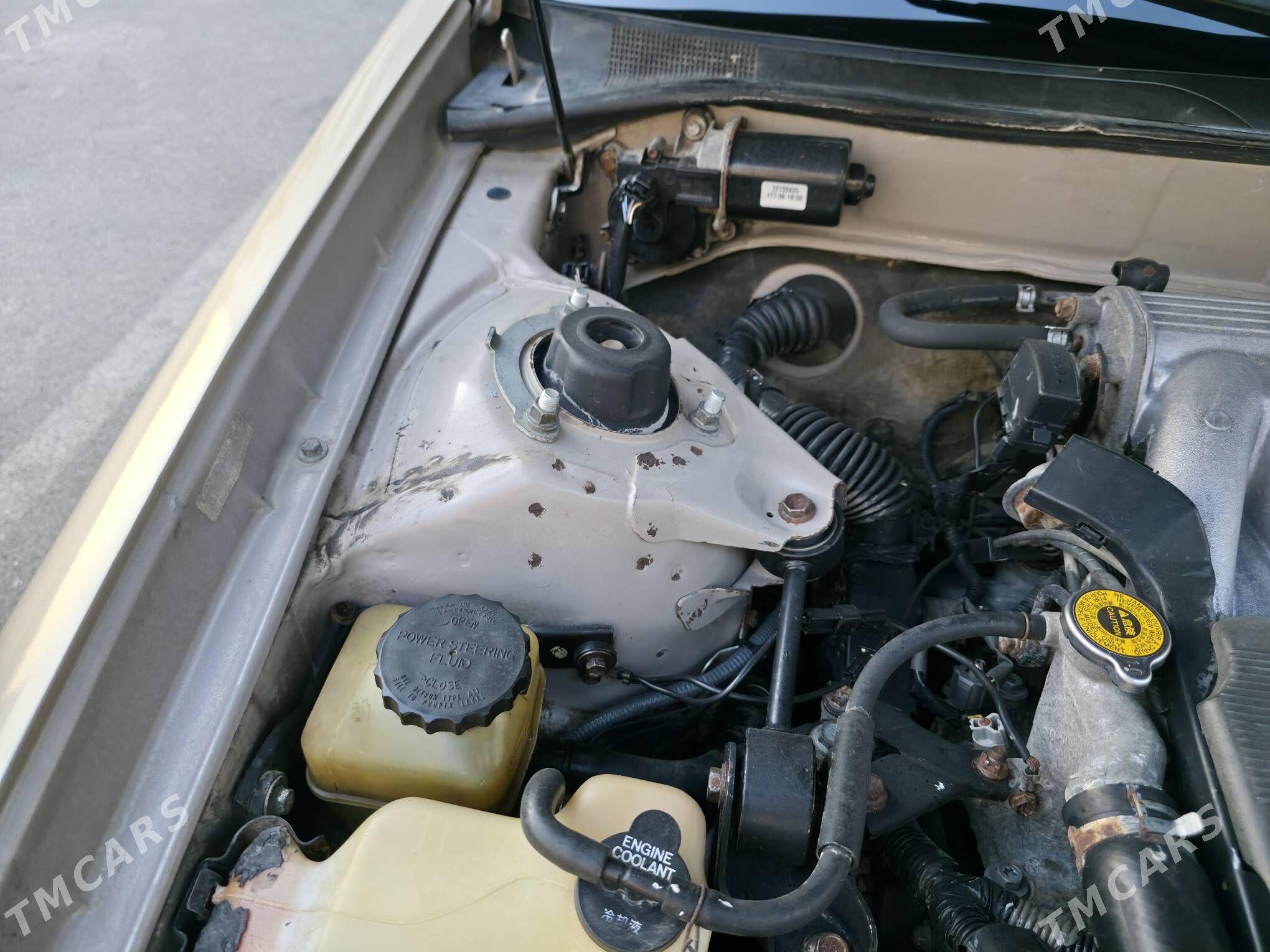 Toyota Avalon 1997 - 140 000 TMT - Мары - img 4