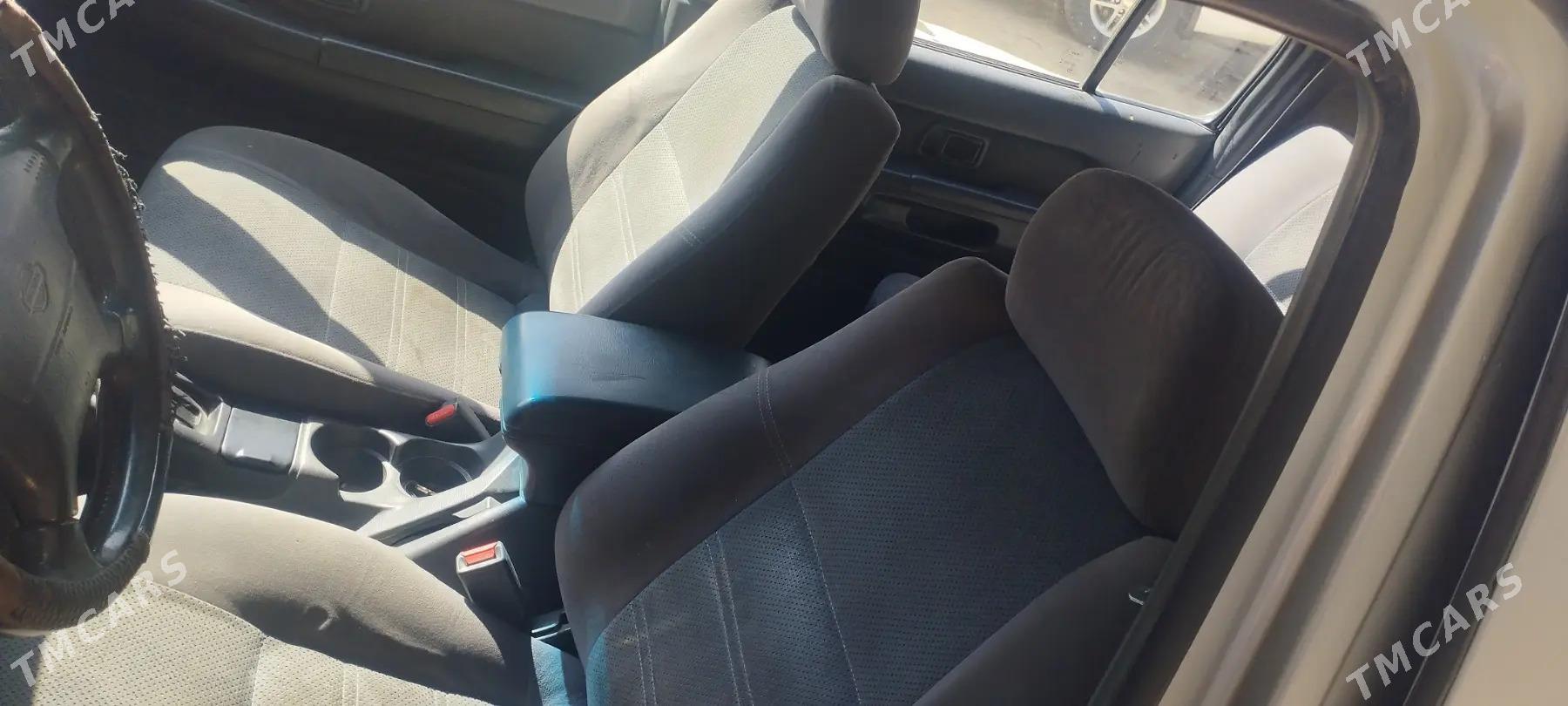 Nissan Pathfinder 1999 - 125 000 TMT - Türkmenbaşy etr. - img 3