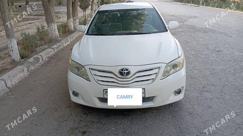 Toyota Camry 2011 - 200 000 TMT - Mary - img 2