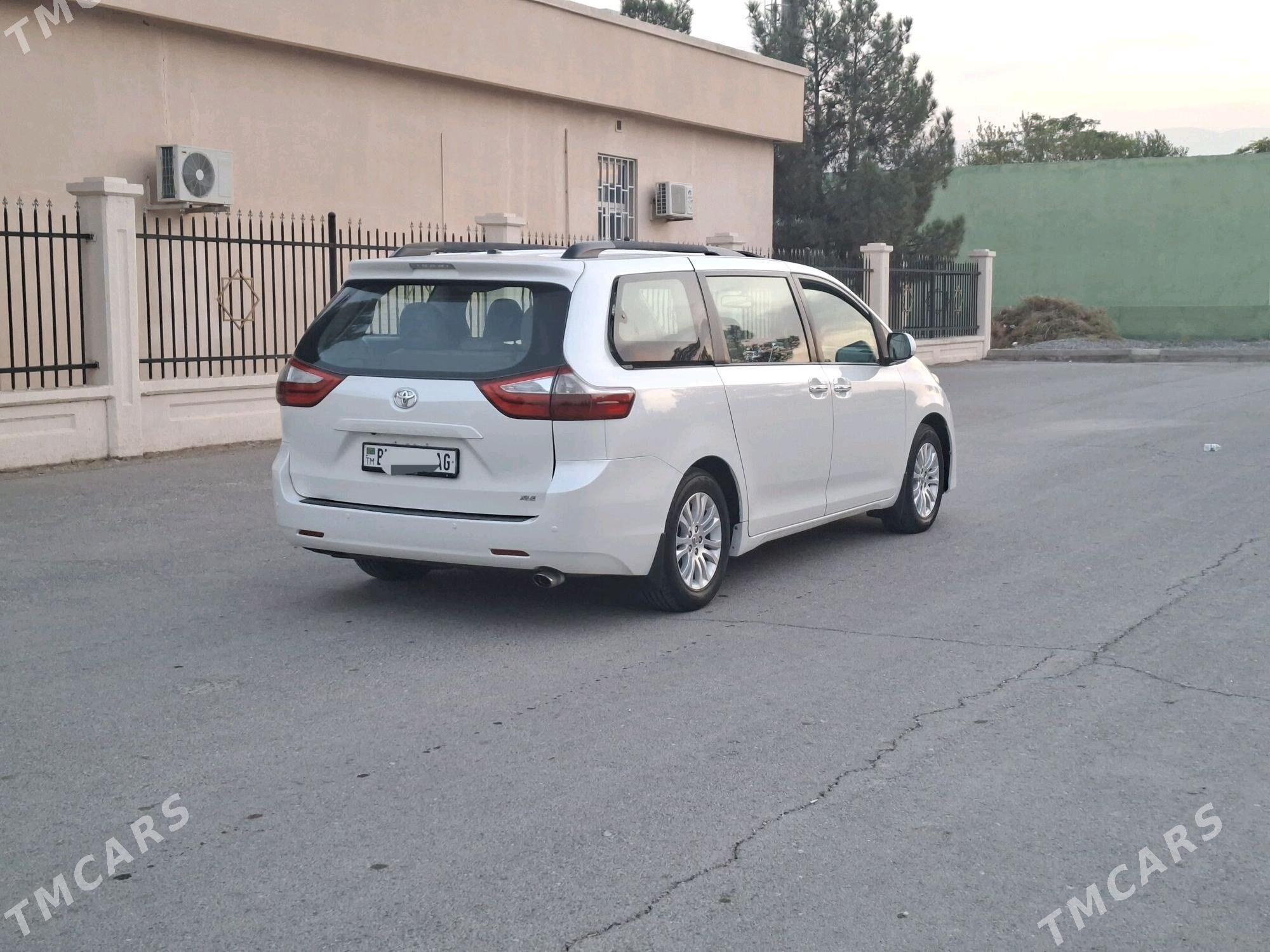Toyota Sienna 2016 - 367 000 TMT - Aşgabat - img 3