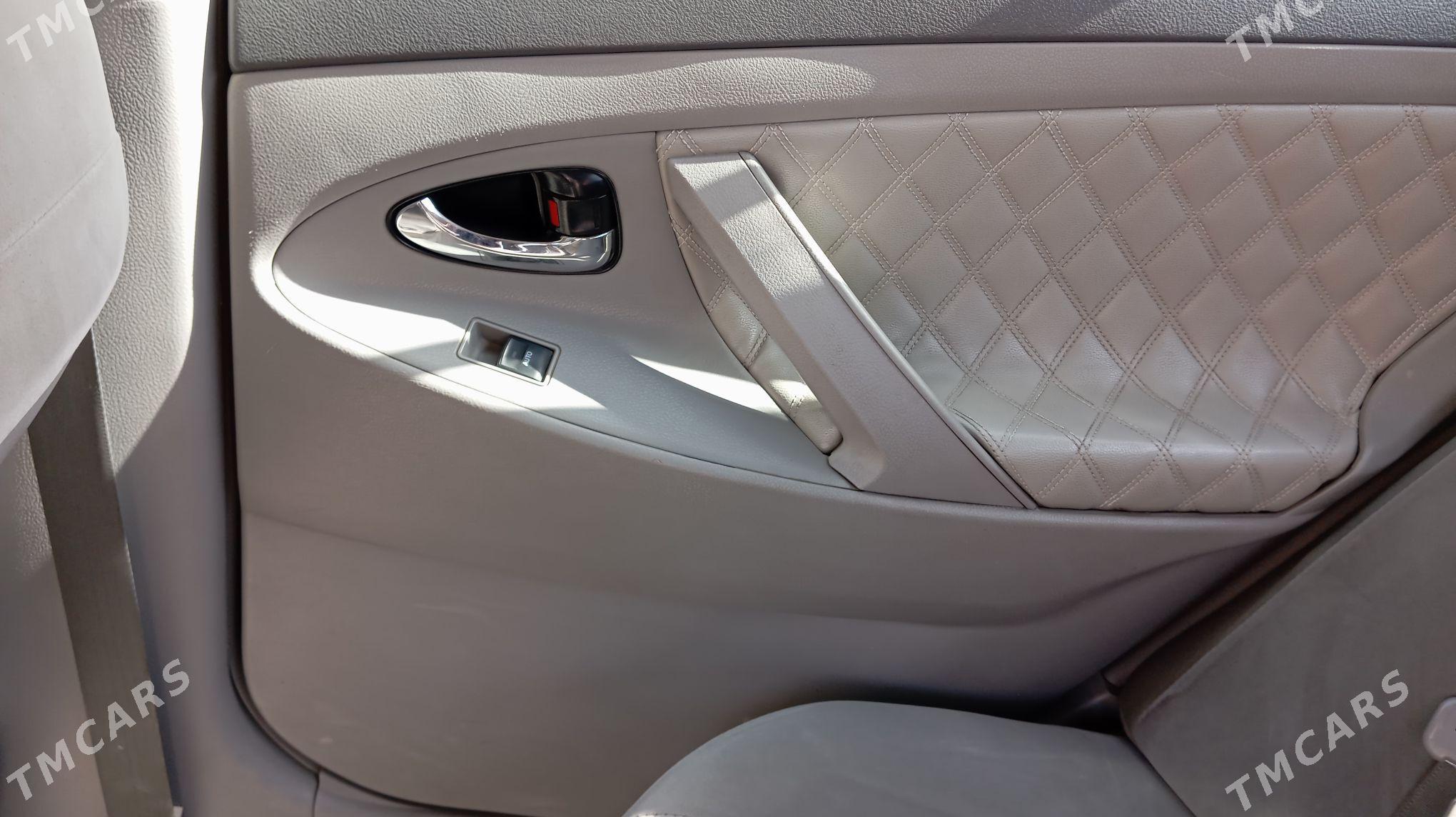 Toyota Camry 2011 - 200 000 TMT - Mary - img 3