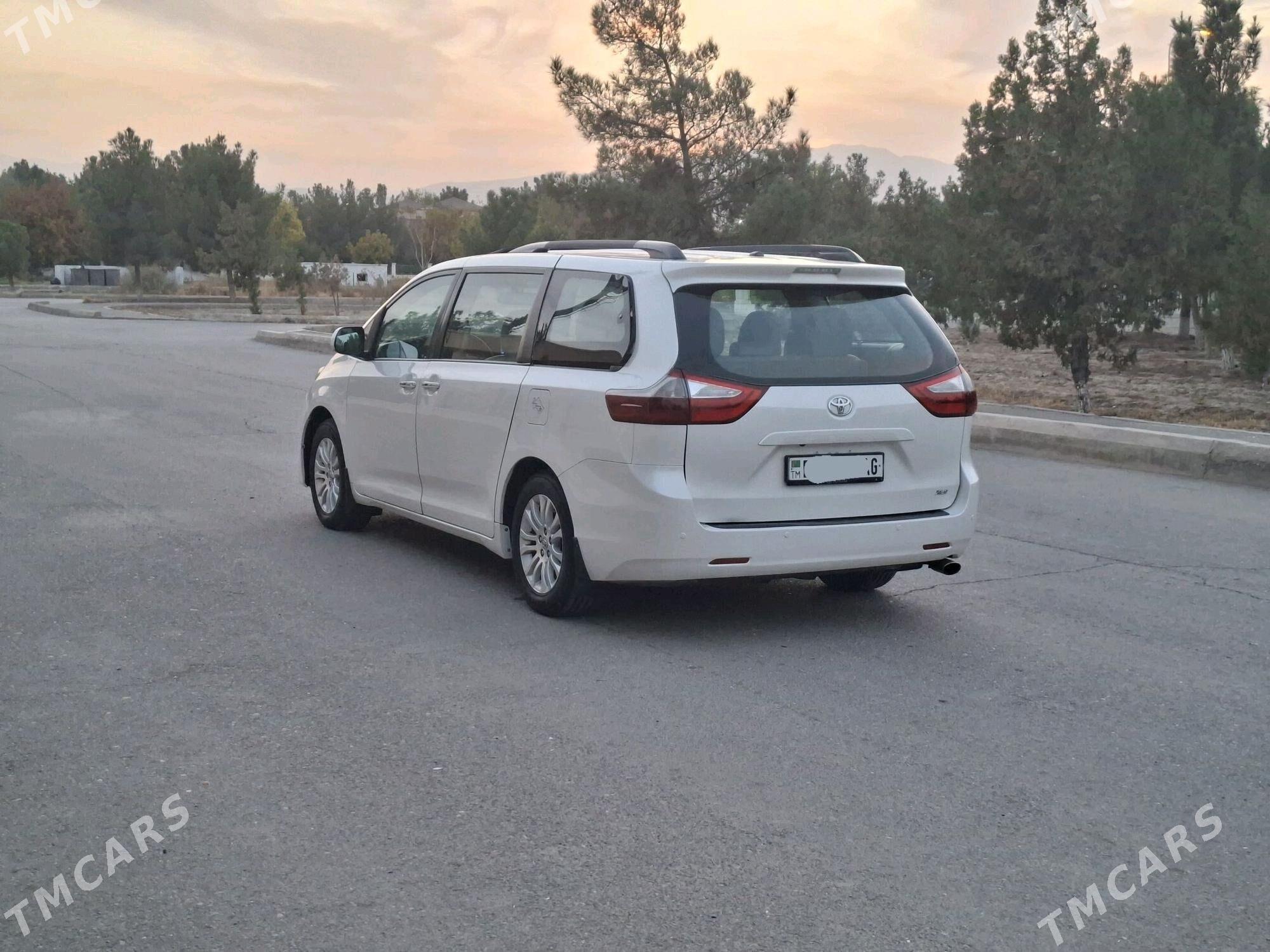 Toyota Sienna 2016 - 367 000 TMT - Aşgabat - img 4