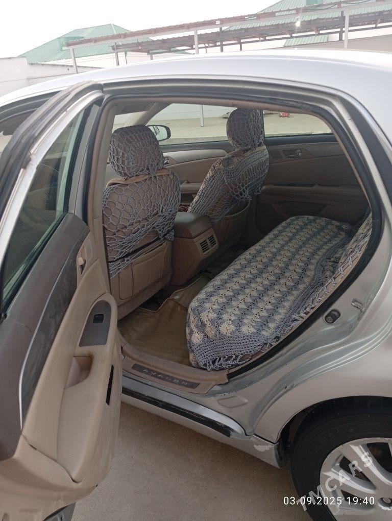 Toyota Avalon 2005 - 144 000 TMT - Bäherden - img 1