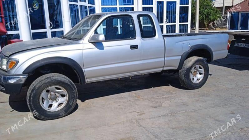 Toyota Tacoma 2003 - 92 000 TMT - Мары - img 1