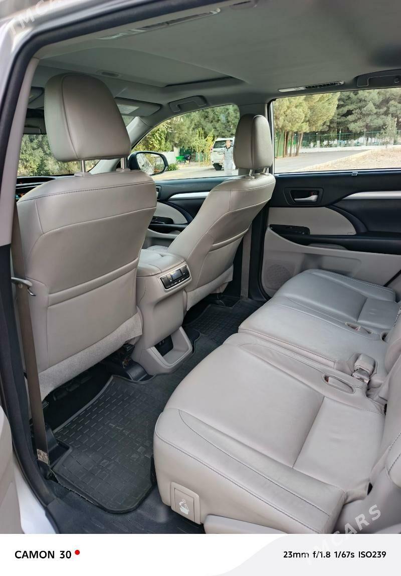 Toyota Highlander 2018 - 480 000 TMT - 10 mkr - img 2