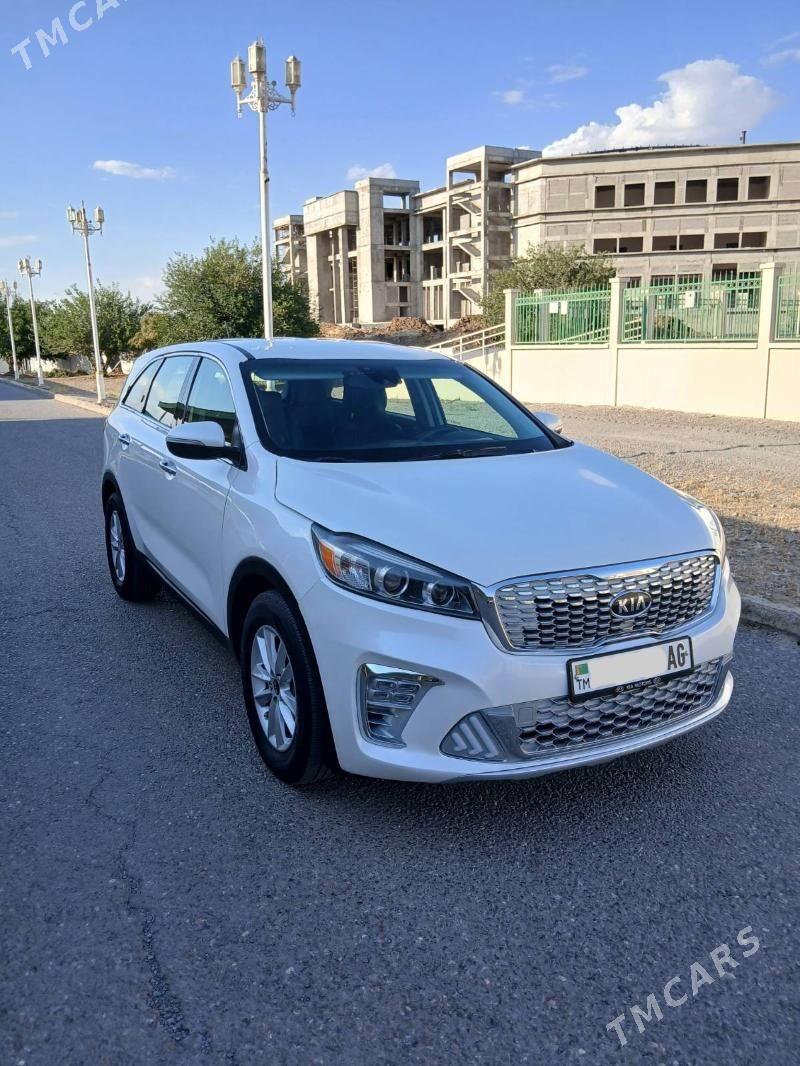 Kia Sorento 2019 - 250 000 TMT - 8 mkr - img 1