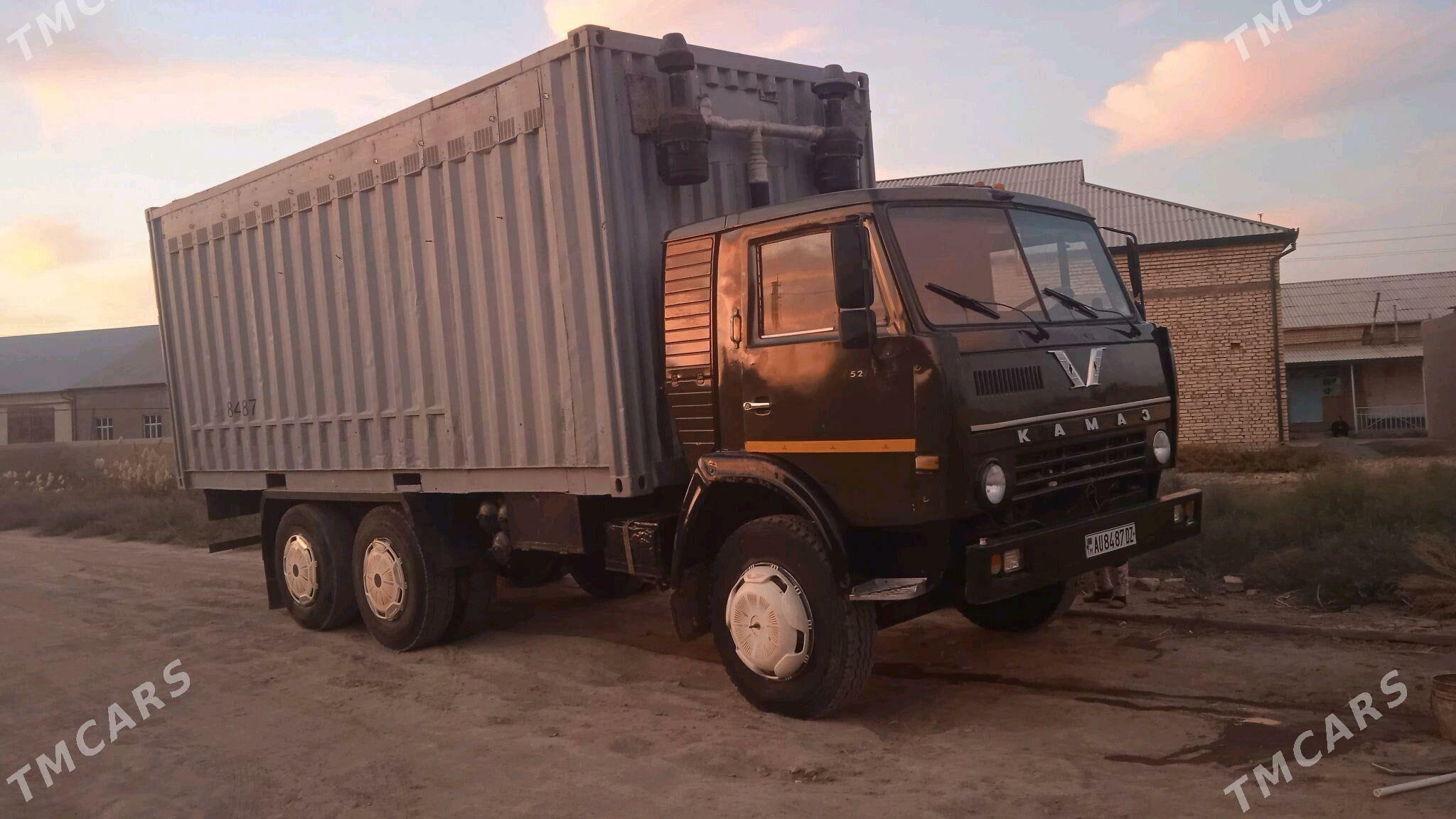 Kamaz Euro 3 2025 - 200 000 TMT - Гурбансолтан Едже - img 2