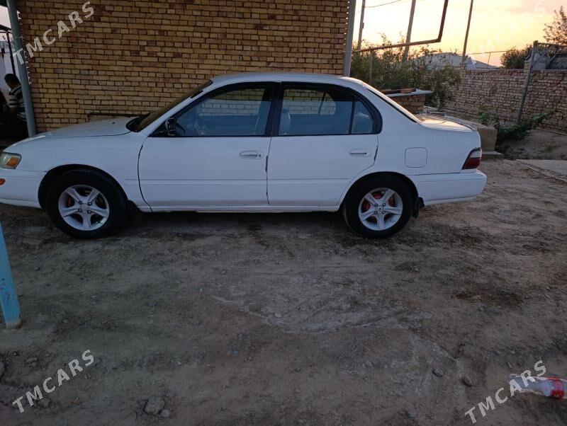 Toyota Corolla 1996 - 70 000 TMT - Тагтабазар - img 6