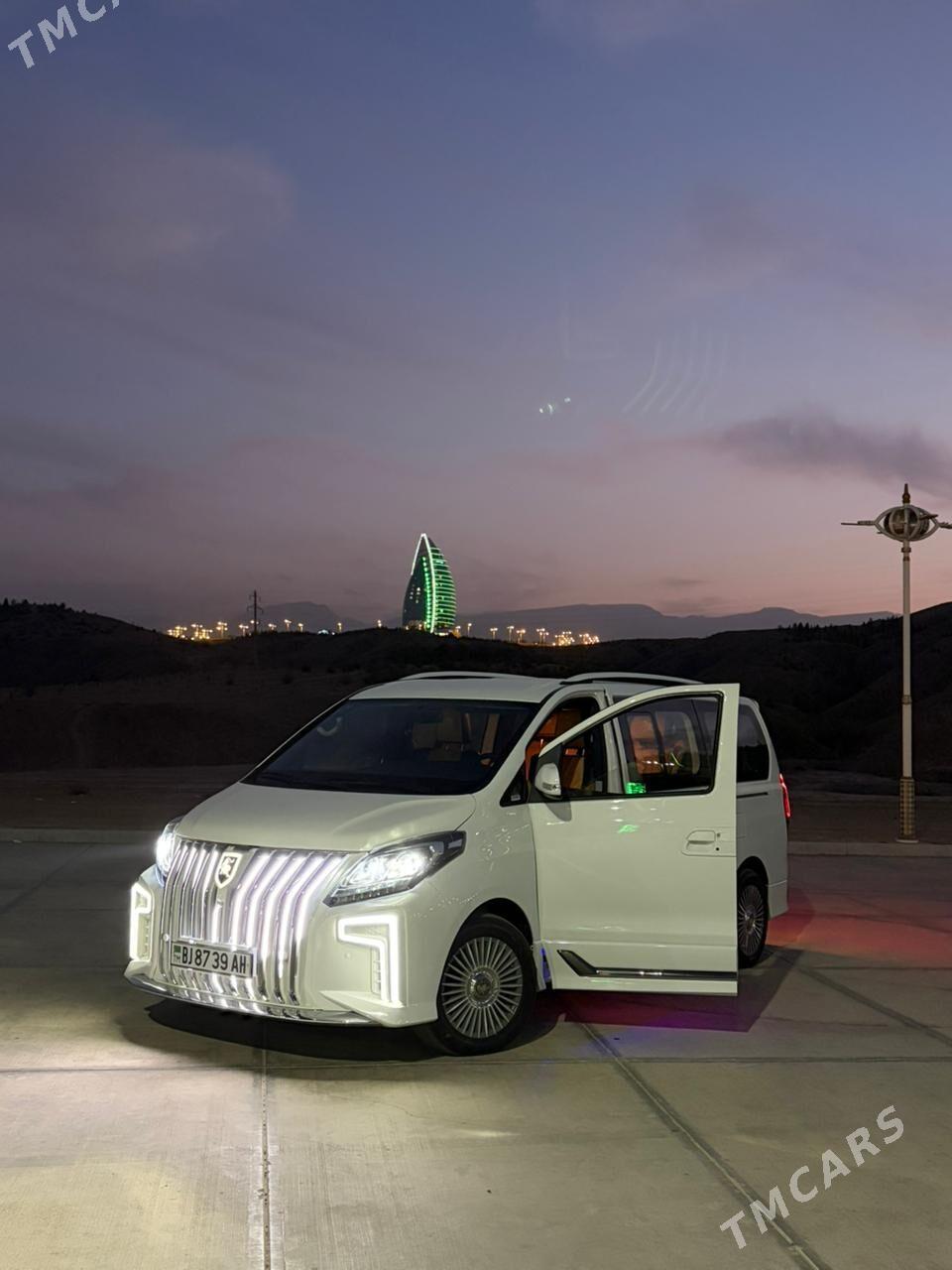 Toyota Sienna 2024 - 1 080 000 TMT - Ашхабад - img 3