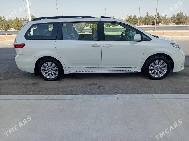 Toyota Sienna 2018 - 390 000 TMT - Parahat 8 - img 1