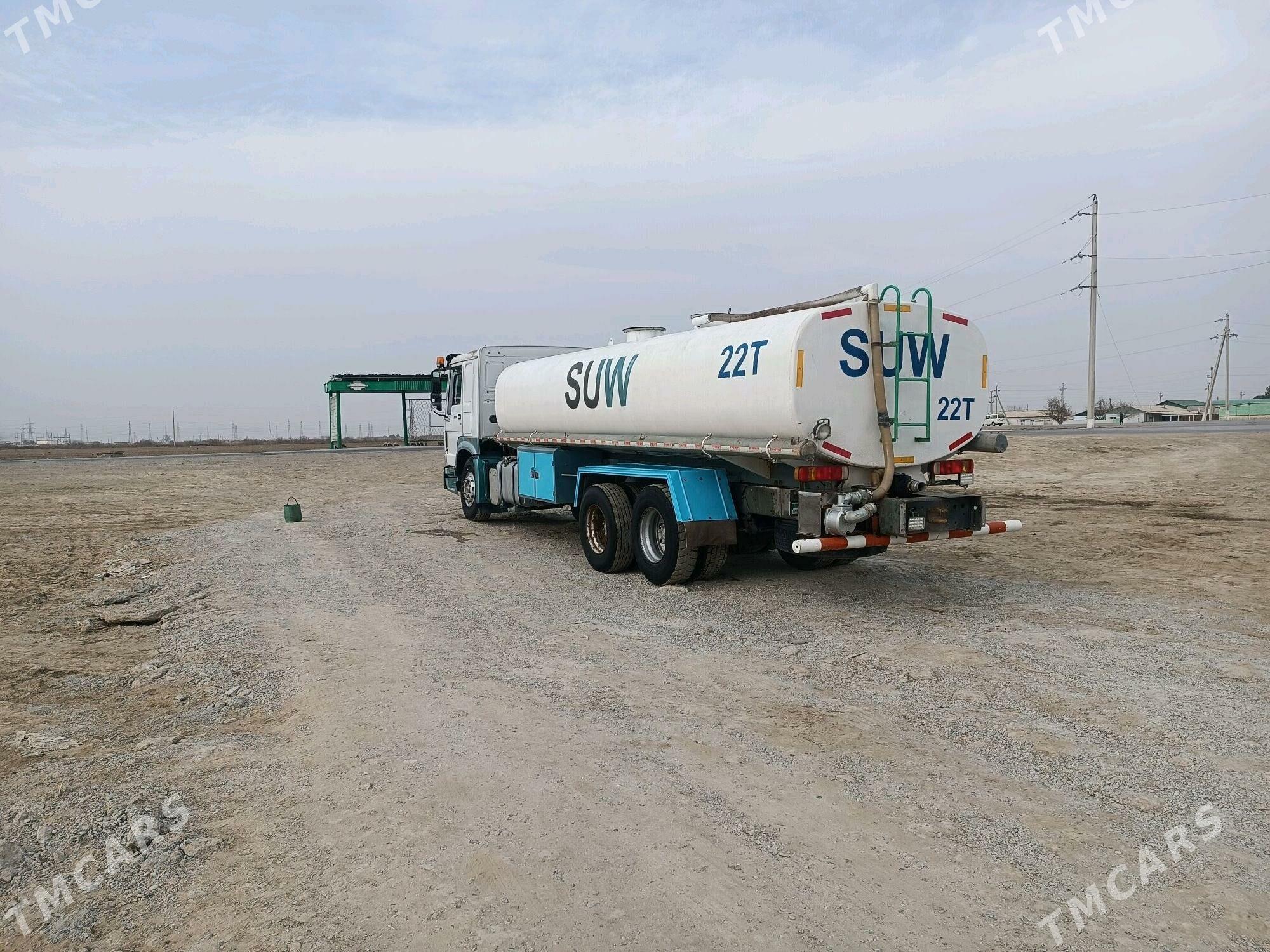 Howo Sinotruk 2012 - 450 000 TMT - Ак-Бугдайский этрап - img 1