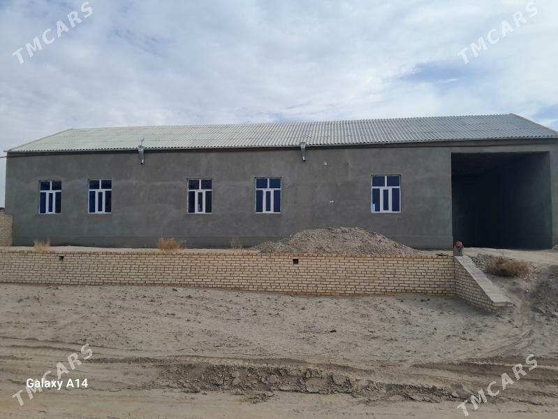 Плановой Жай 16 соток - Халач - img 1