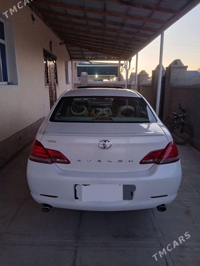 Toyota Avalon 2008 - 170 000 TMT - етр. Туркменбаши - img 1