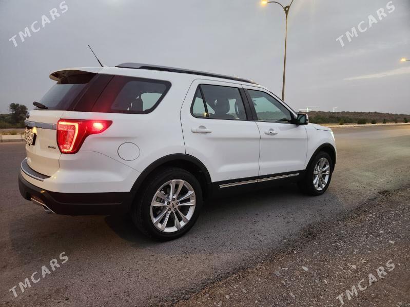 Ford Explorer 2018 - 325 000 TMT - Гёкдепе - img 3