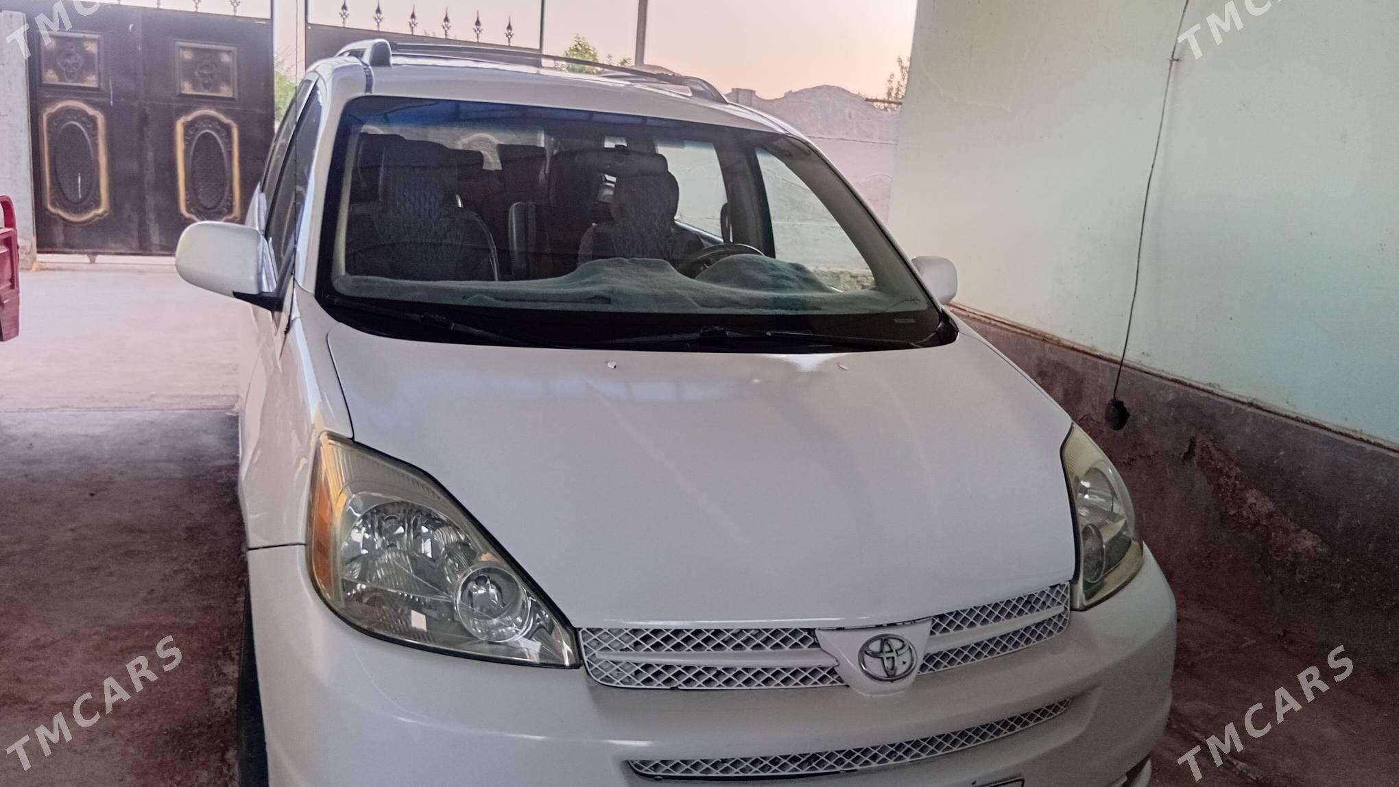 Toyota Sienna 2004 - 200 000 TMT - Койтендаг - img 2