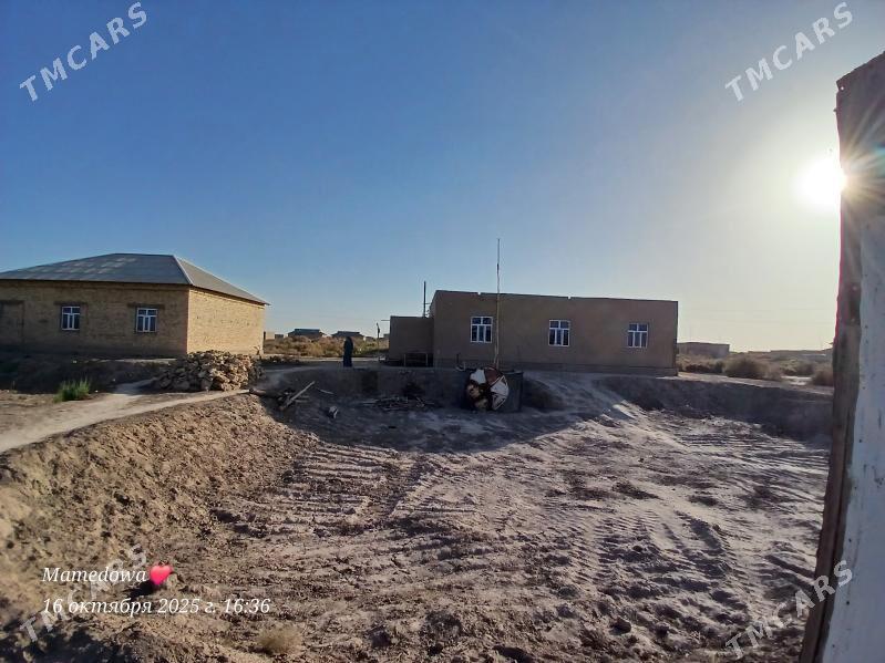 jay - етр. Туркменбаши - img 3