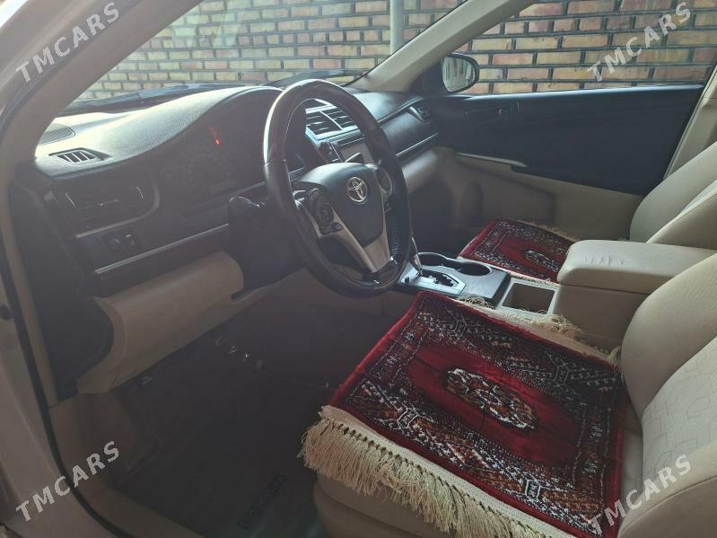 Toyota Camry 2013 - 235 000 TMT - Bäherden - img 5