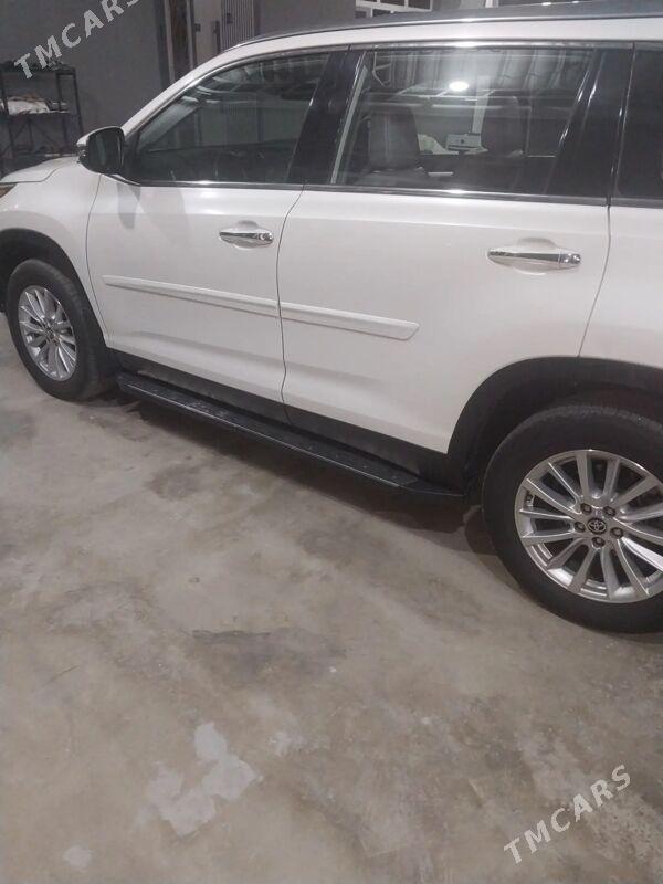 Toyota Highlander 2019 - 520 000 TMT - Aşgabat - img 2