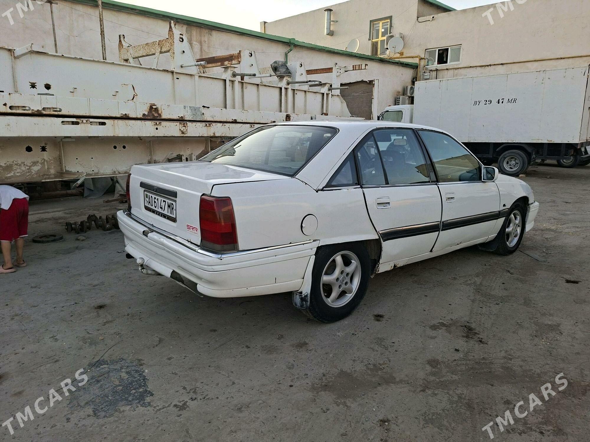 Opel Omega 1991 - 10 000 TMT - Туркменабат - img 3