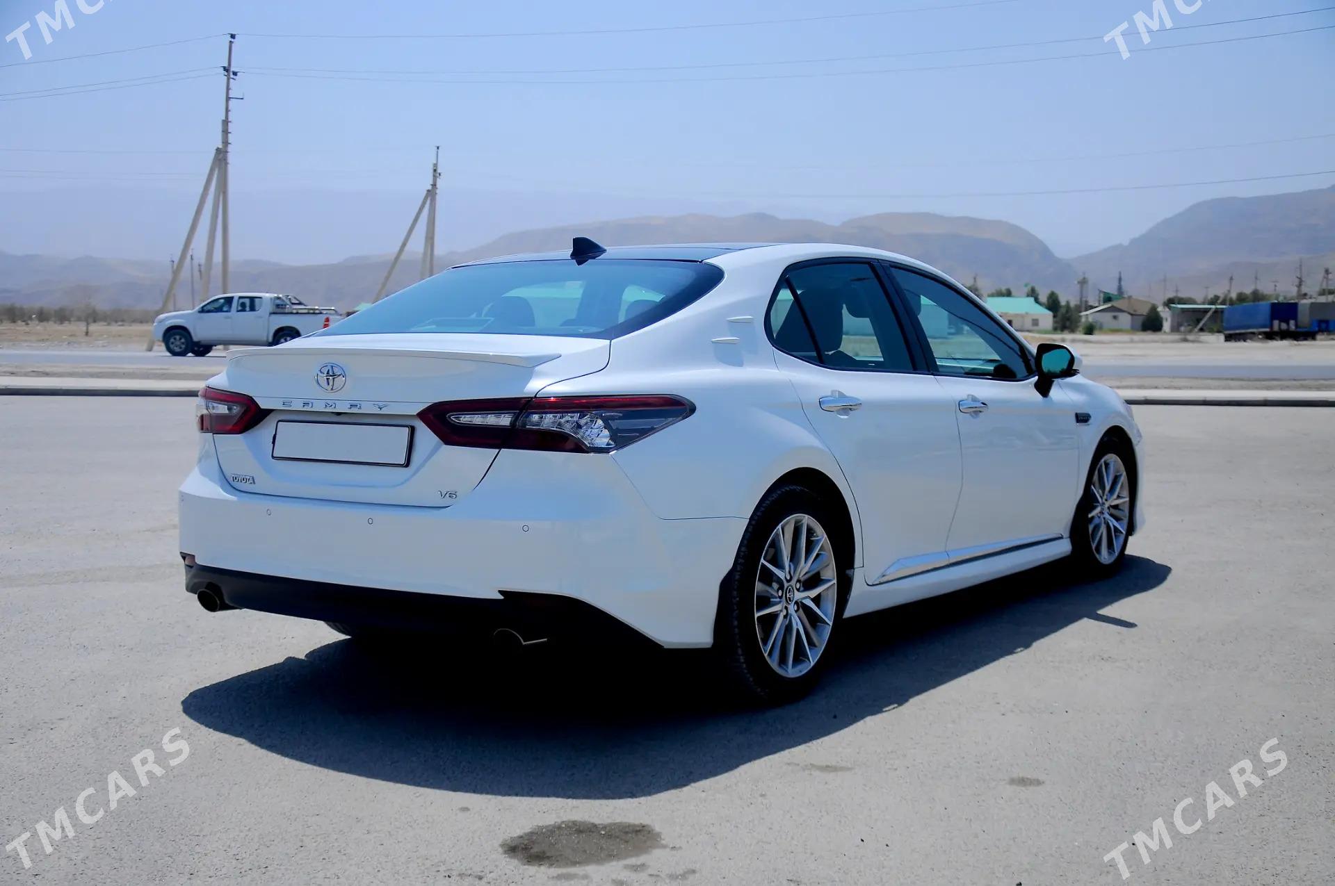 Toyota Camry 2018 - 440 000 TMT - Ашхабад - img 1