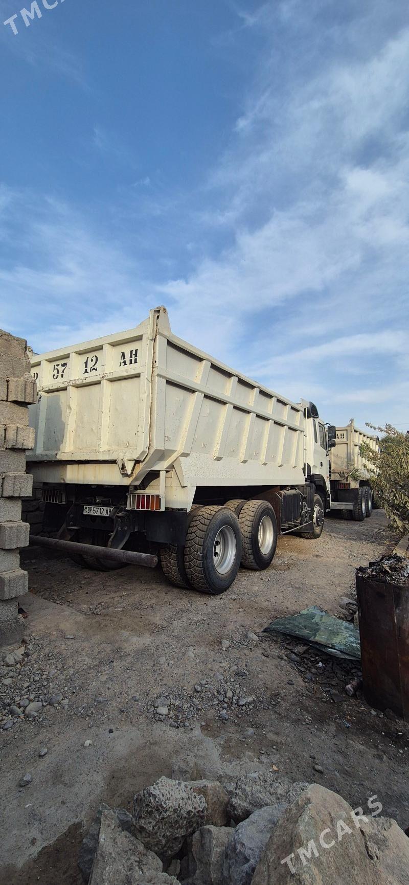 Hyundai HED-5 2013 - 550 000 TMT - Гёкдепе - img 2