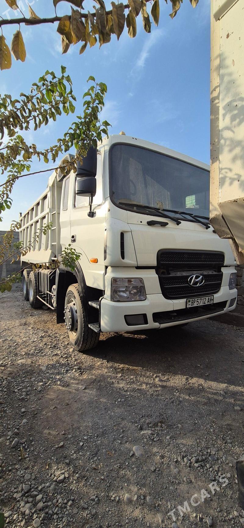 Hyundai HED-5 2013 - 550 000 TMT - Гёкдепе - img 4